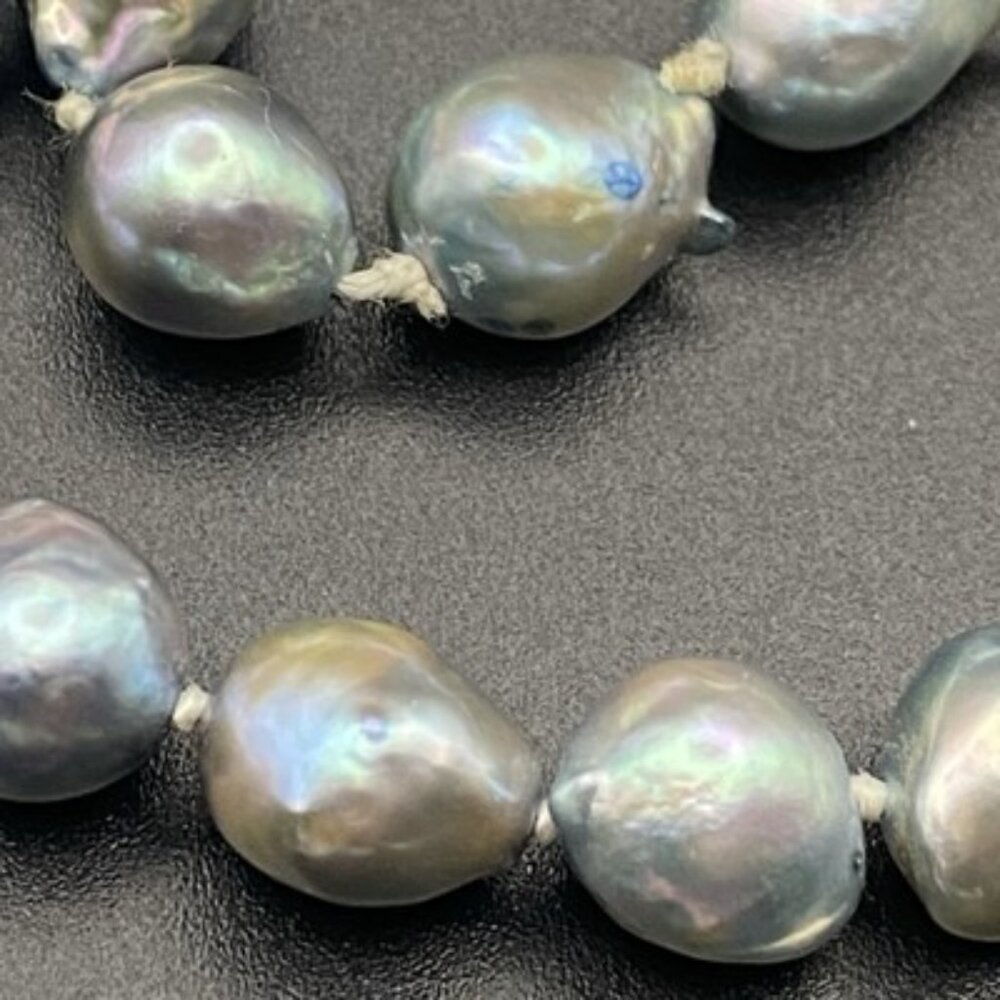 Vtg Gray Baroque Cultured Pearl Necklace 18" Hand-Knotted Sterling Silver Clasp - Picture 8 of 9